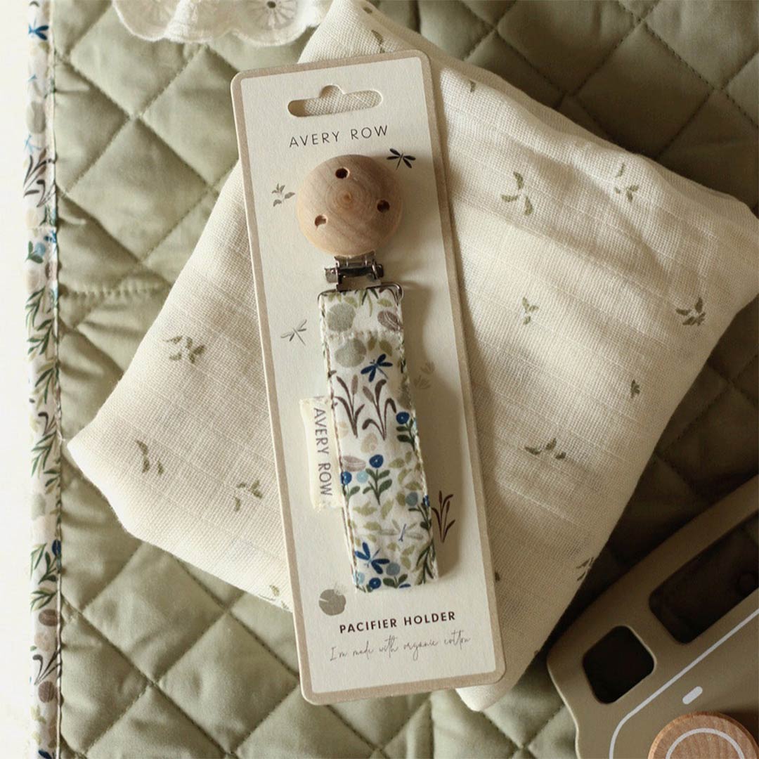 Avery Row
Pacifier Holder - Riverbank