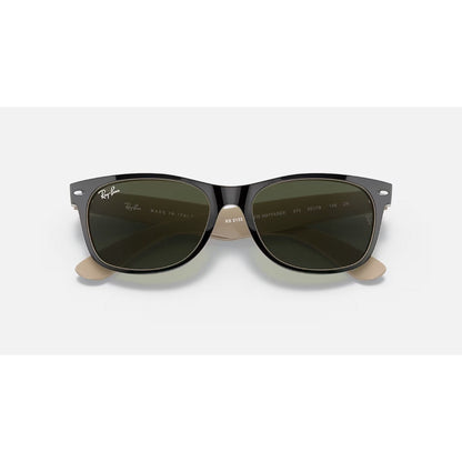 RAYBAN - NEW WAYFARER | Black on Beige w/ Green