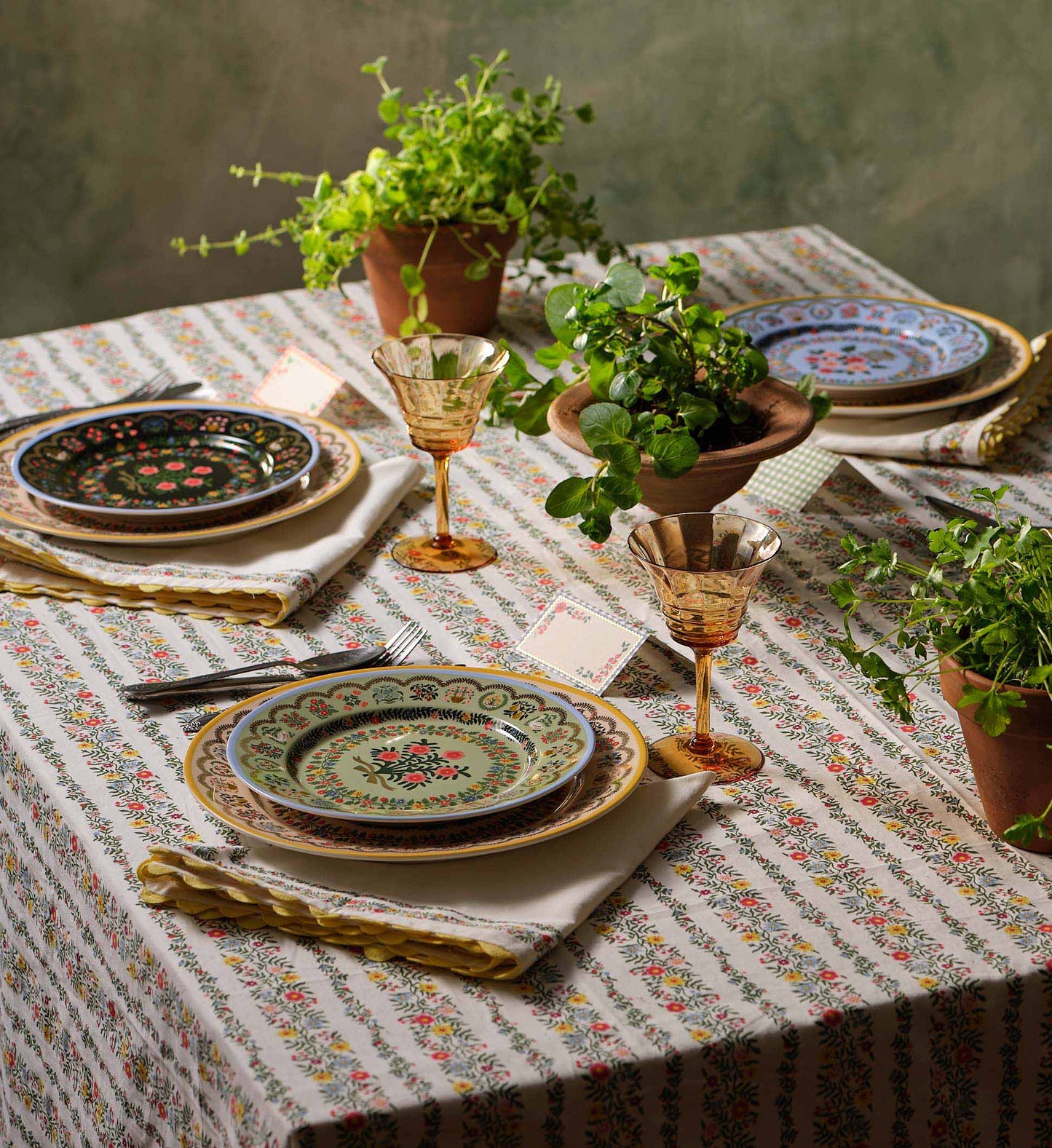 Cotton Tablecloth - Rosette
