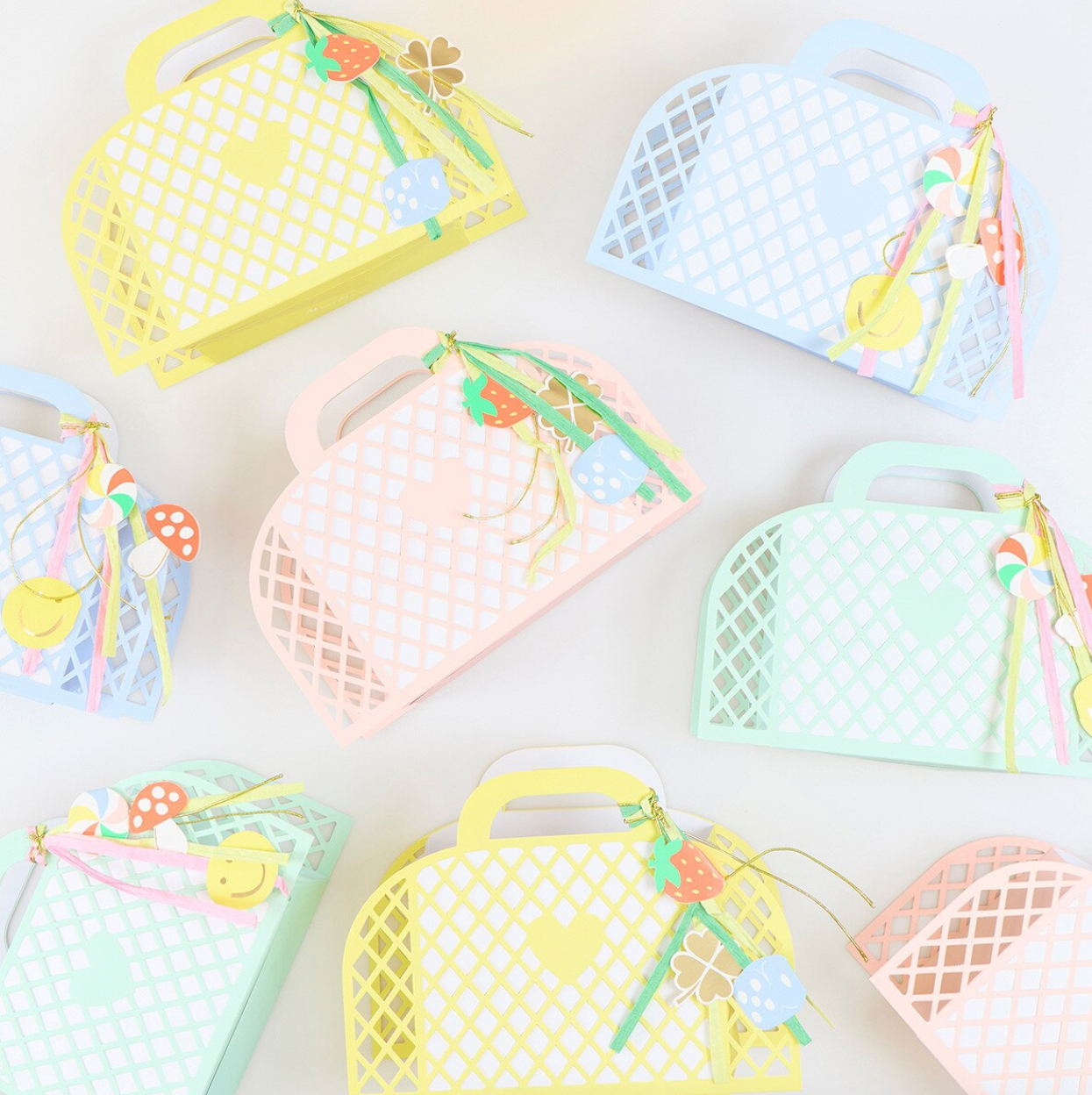 Charm Party Bags (x8)