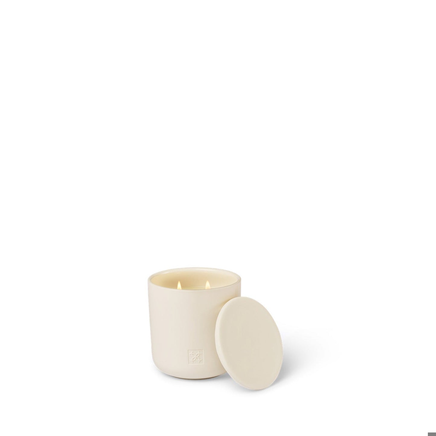 10.6 oz. Candle - OCEANIQUE