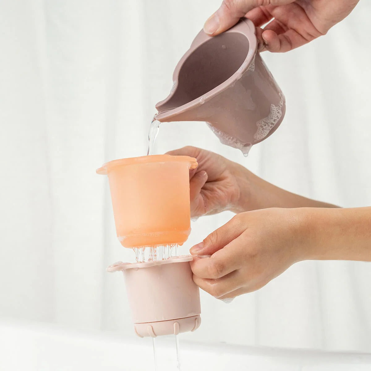 Done By Deer Water Play & Stacking Cups 3 pcs - Elphee Powder